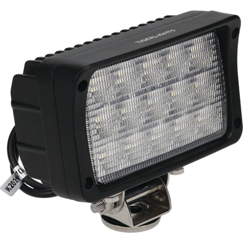 TIGER LIGHTS REPLACES TIGER LIGHTS LED FLOOD LIGHT 4IN ROUND 12 - 24V STENS TL130F - OPE Quality Parts